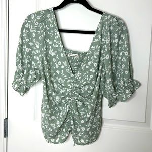 Abercrombie & Fitch medium top